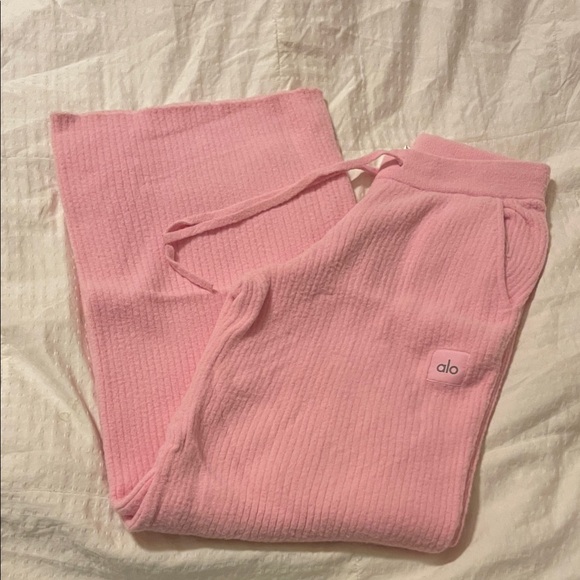 ALO Yoga Pants - ALO Yoga Cashmere Pants